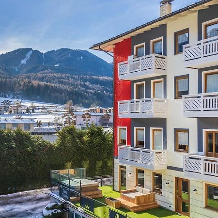 Hotel Vittoria - Ricarica l'anima Dimaro Esterno foto