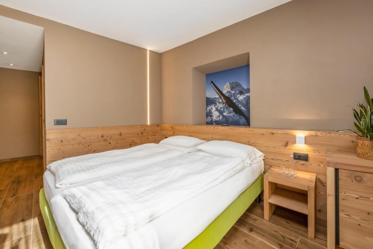 Hotel Vittoria - Ricarica l'anima Dimaro Esterno foto