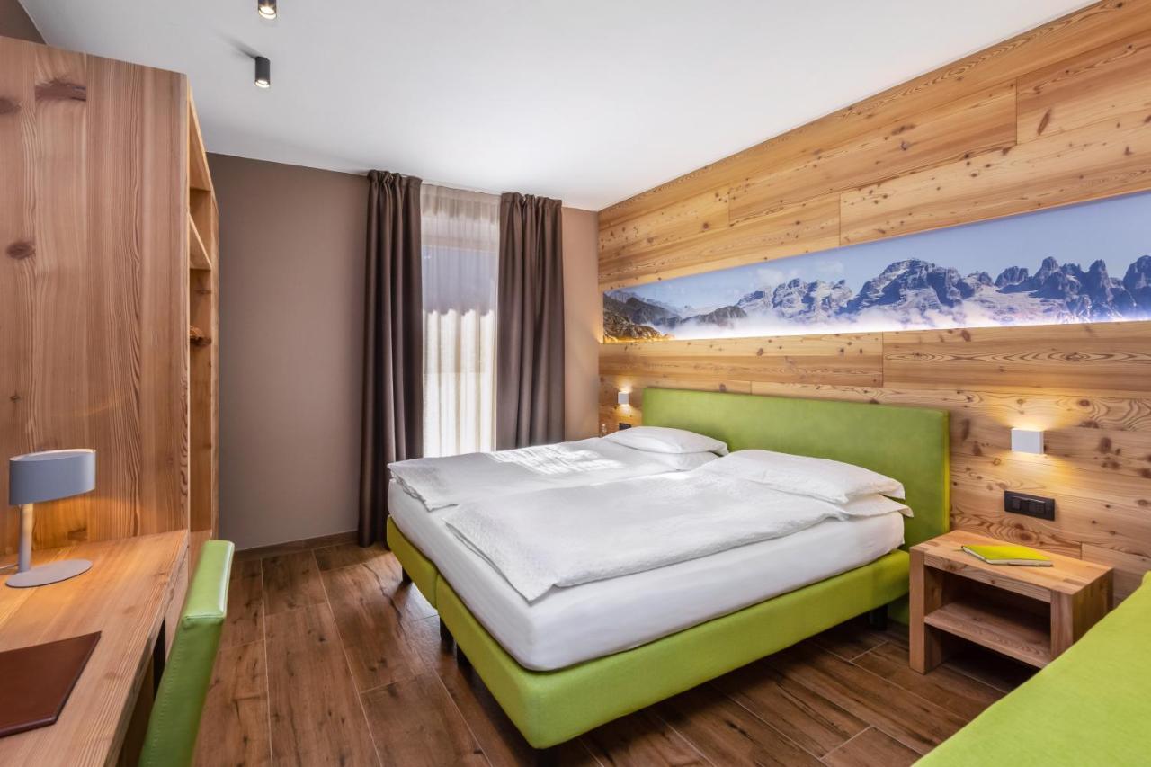 Hotel Vittoria - Ricarica l'anima Dimaro Esterno foto
